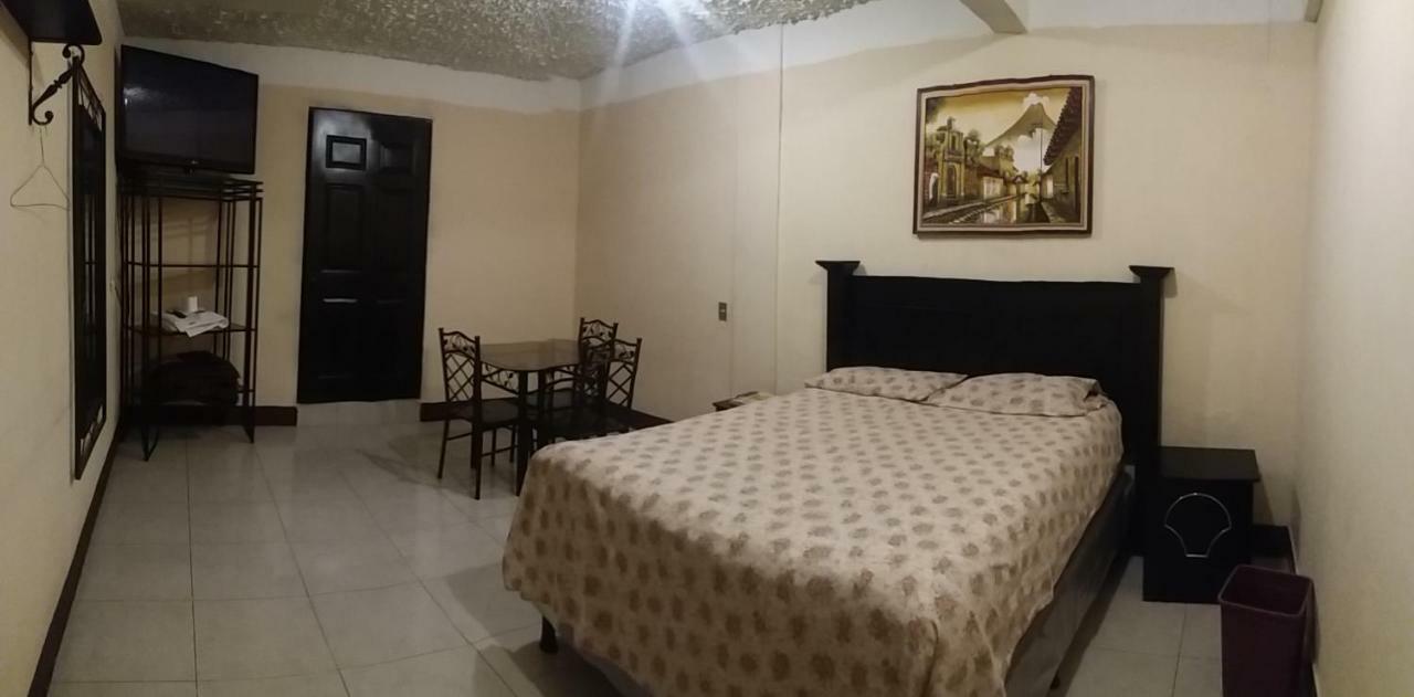 La Mansion De Las Cascadas Chimaltenango Rom bilde